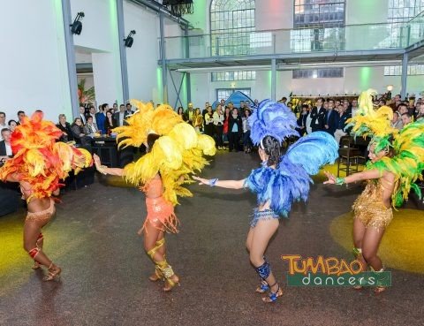 Samba Show mit Batucada