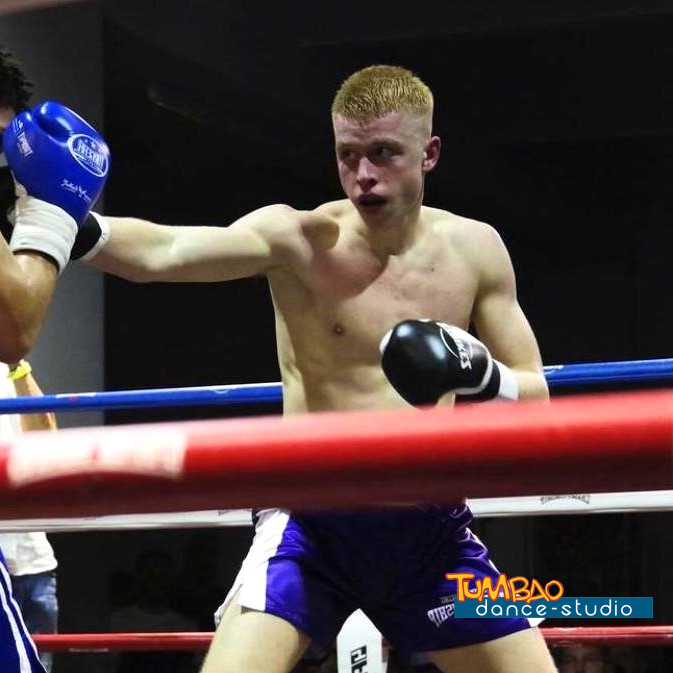 Boxkurs im Tumbao Dance Studio Kursleiter Toni