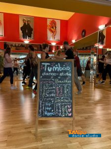 Neue Tanzkurse Tumbao Dance Studio